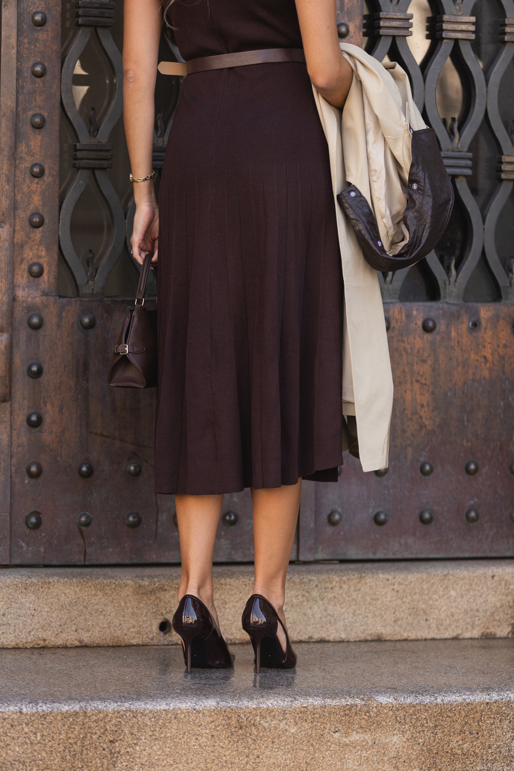 Vestido Midi Castanho com Cinto