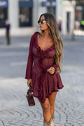 Vestido Curto em Malha Bordô com Folhos