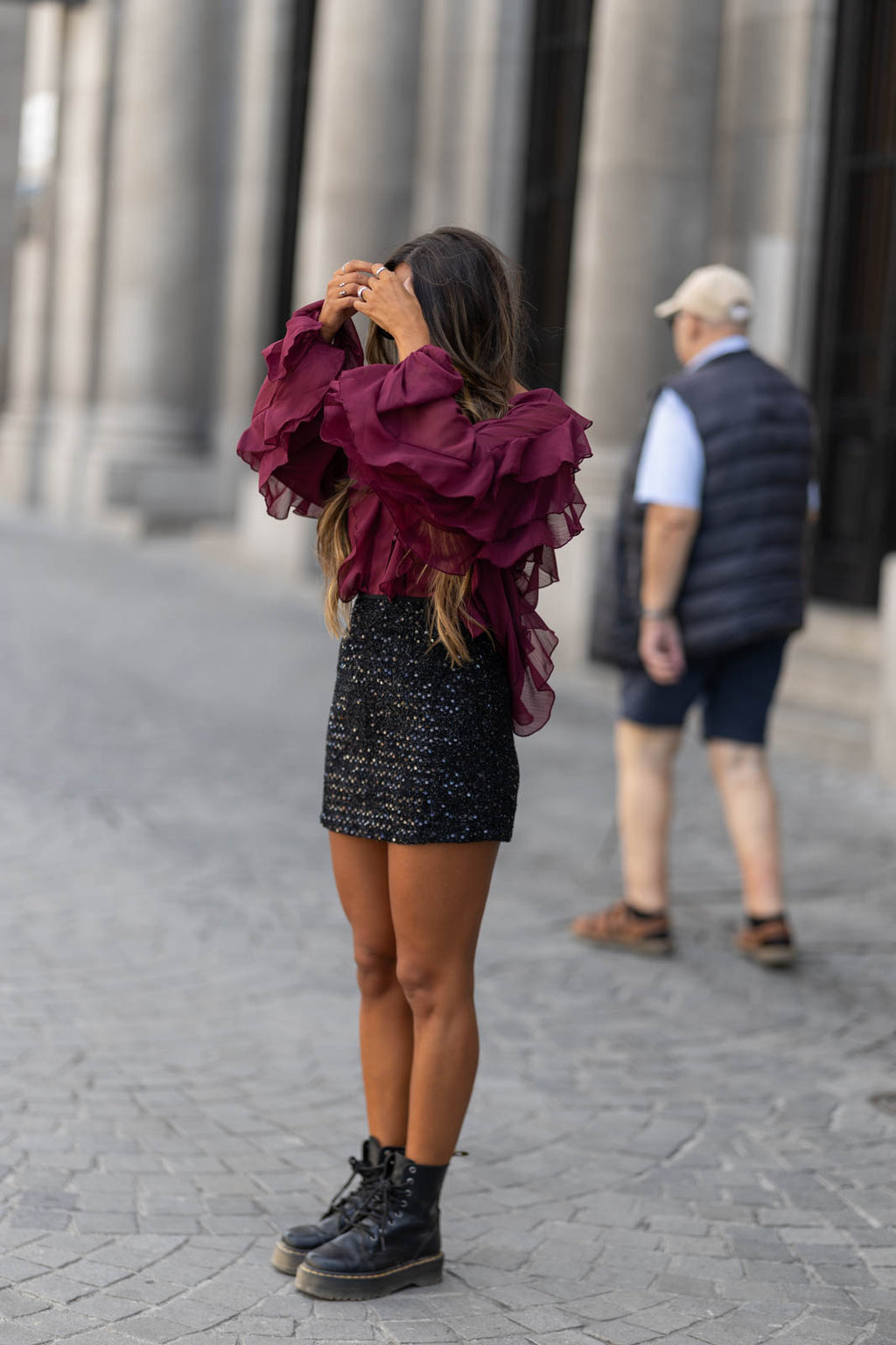 Blusa em Chiffon Bordo com Volantes