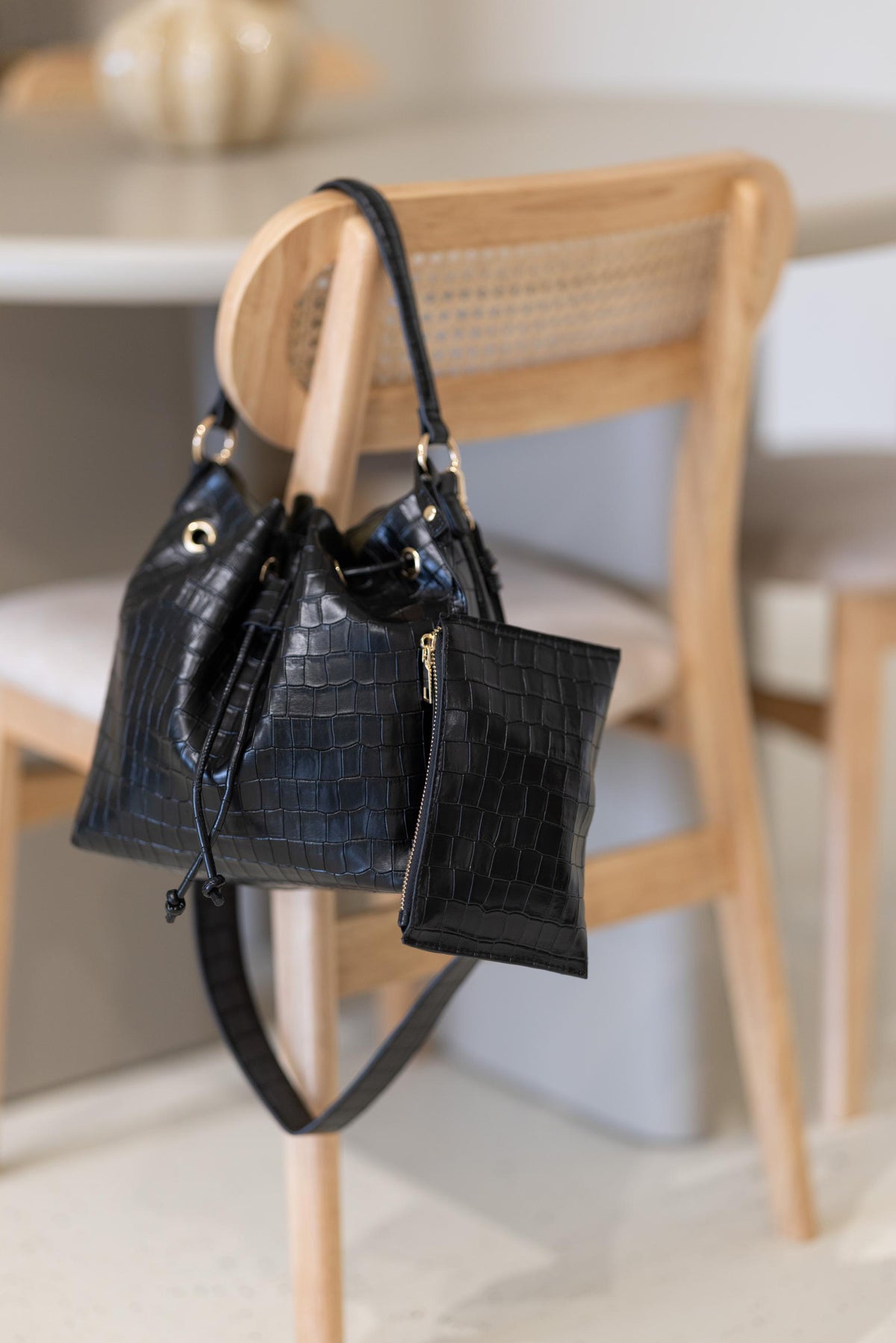 Mala Bucket Croco c/ Bolsa Extra - Preto