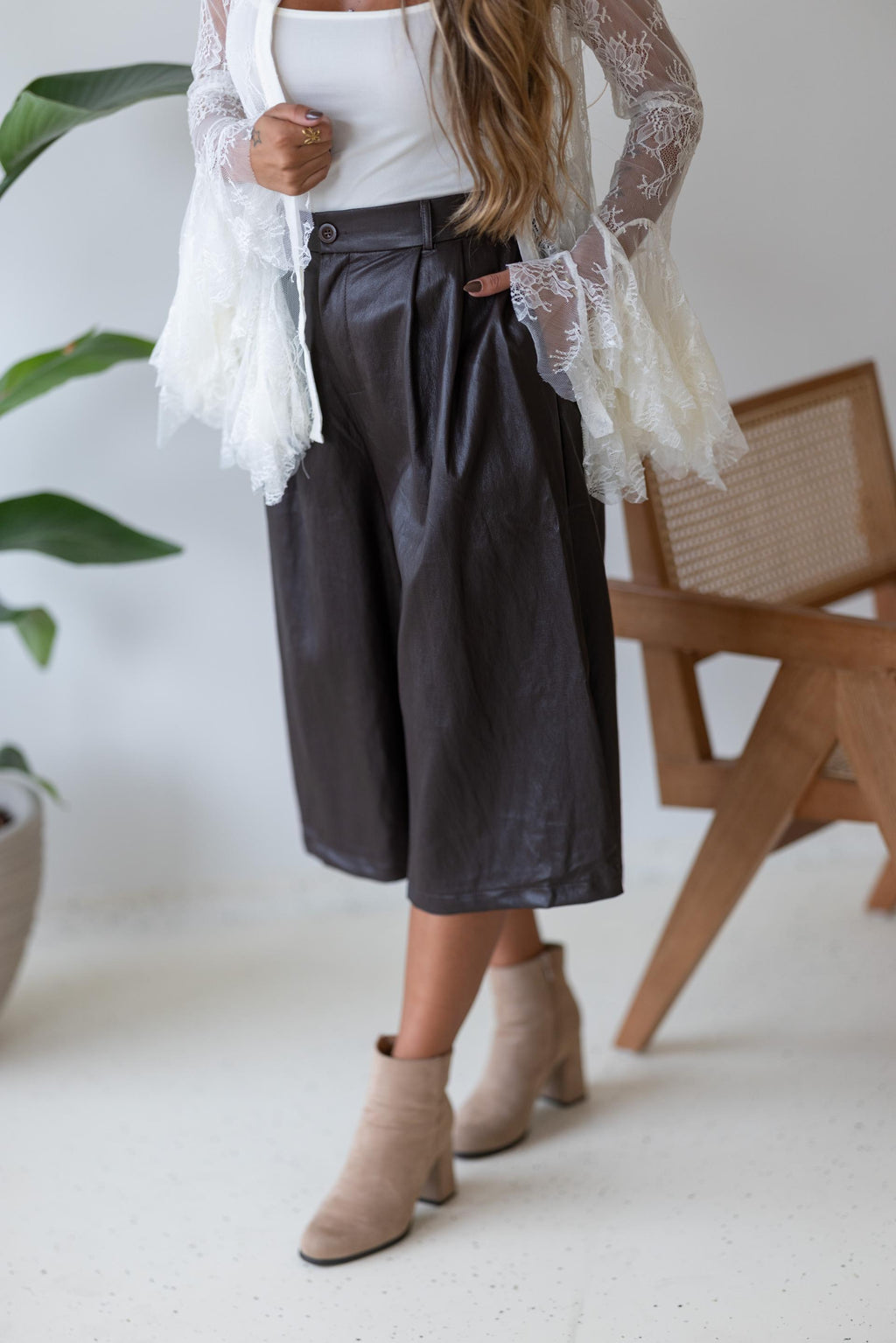 Culotte em Pele Castanho Chocolate – Sofisticação e Conforto