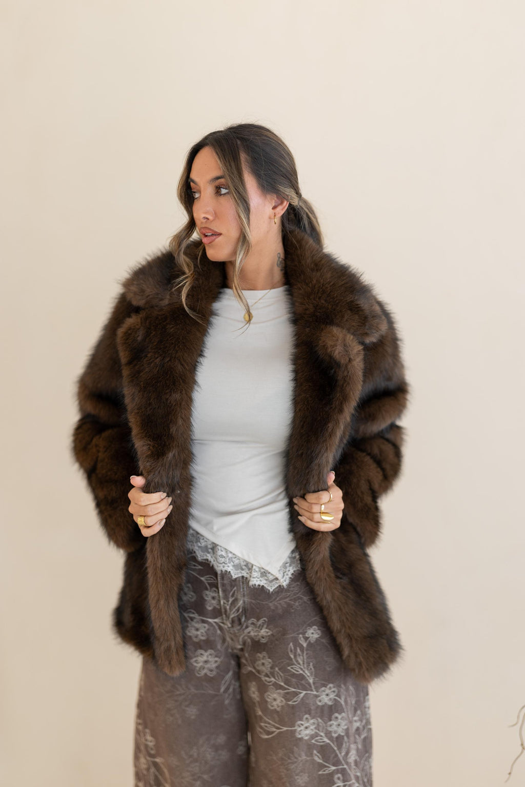 Casaco de Pelo  Castanho Feminino