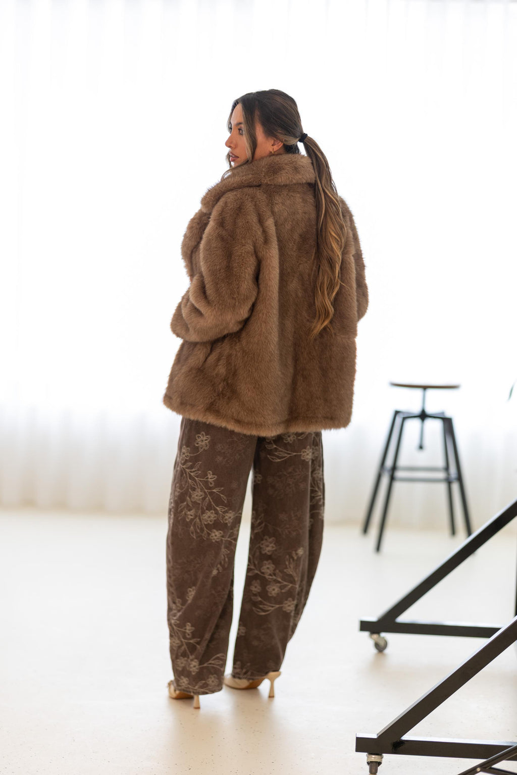 Casaco de Pelo  Castanho Claro Oversized