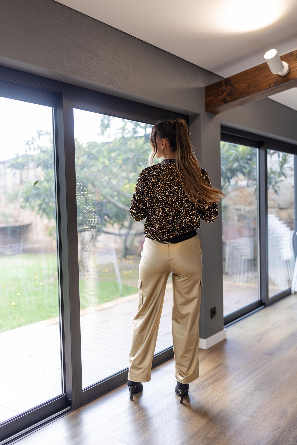 CALÇA NAPA DOURADA